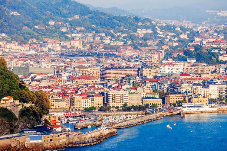 Deusto