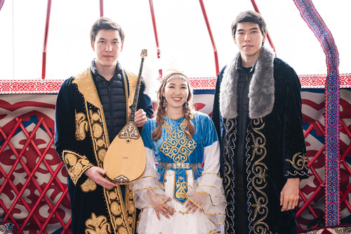 folk song performance