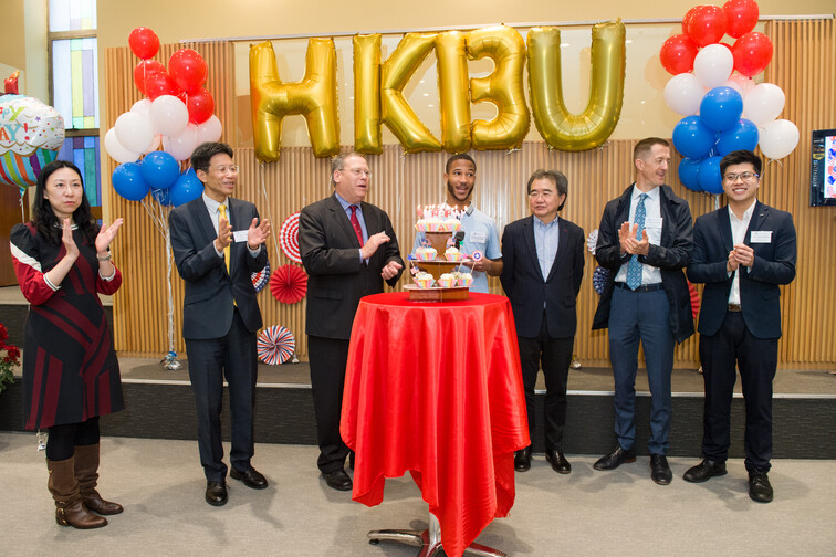 Image of Tea/Coffee Gathering with Consul General of the United States