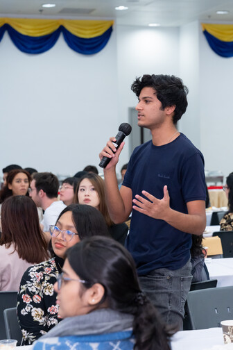 Image of Dinner with Professionals: Career Sharing of International Graduates
